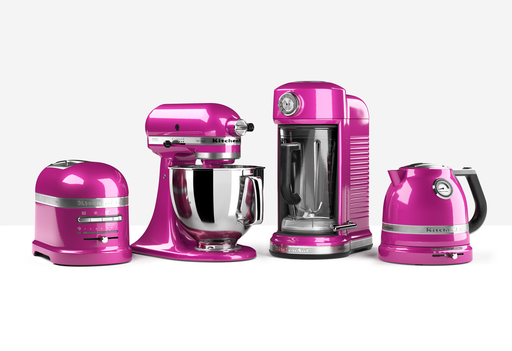 forbruge tilskuer Phobia KitchenAid Charity 'Raspberry Ice' Suite | Harts of Stur