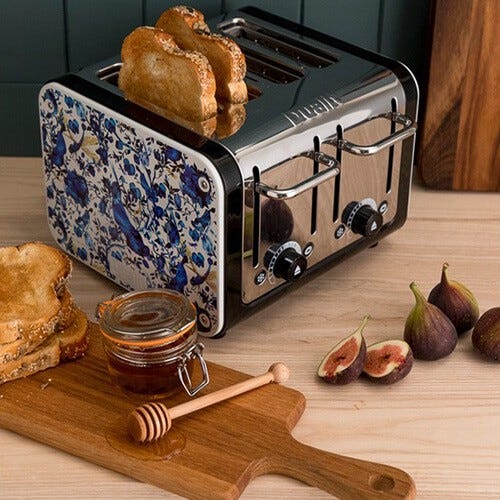 https://www.hartsofstur.com/media/catalog/category/Dualit-Architect-4-Slot-Toaster-Front-New-Alt.jpg