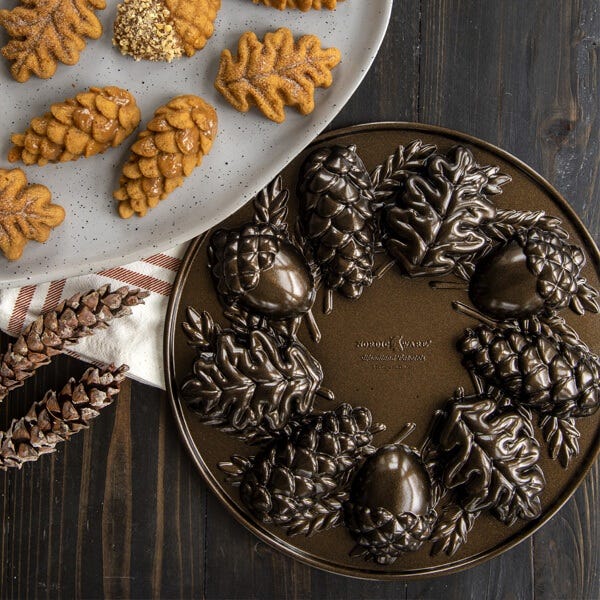 Nordic Ware & Nordic Ware Bundt Tins