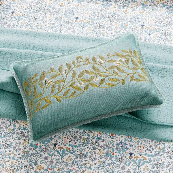 V&a quilted throw online