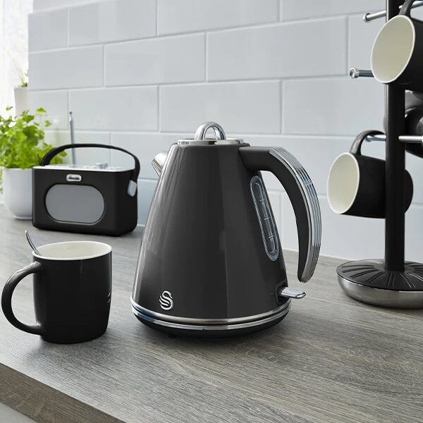 Swan Retro Black 1.5L Kettle 4 Slice Toaster 20L Digital Microwave Set SWRETK4TMBLCK Harts of Stur