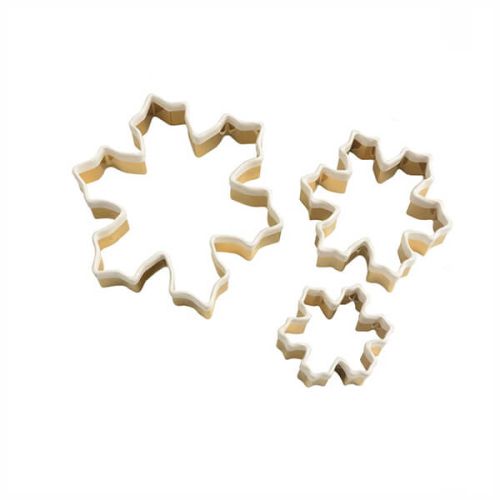 Eddingtons Set of 3 Brass Snowflake Cookie Cutters With White Top