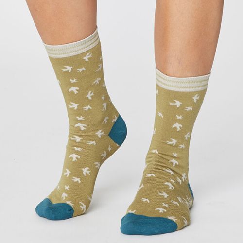 Thought Pear Green Swallow Bird Socks Size 4-7