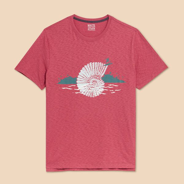 White Stuff Mens Shoal Fish Graphic T-Shirt Coral