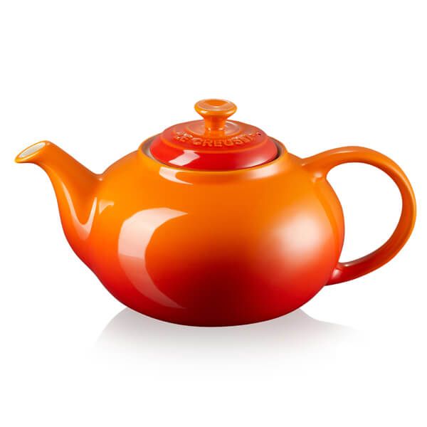 Le Creuset Volcanic Stoneware Classic Teapot