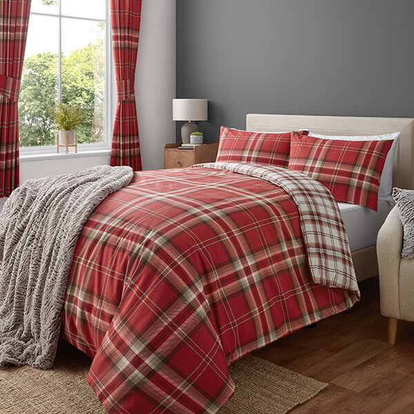 Catherine Lansfield Kelso Double Duvet Set Red