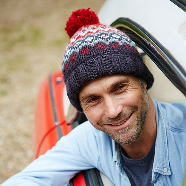 Pachamama Mens Clifden Bobble Beanie Red