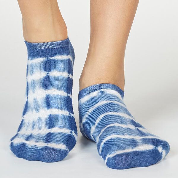 Thought Jules Tie Dye Socks Mineral Blue Size 4-7