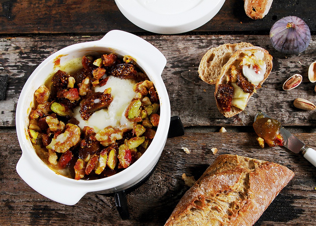 Baked Camembert with Figs, Walnuts and Pistachios