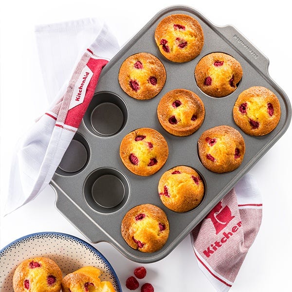 Kitchenaid Muffin Pan, Non Stick, 12 Cup