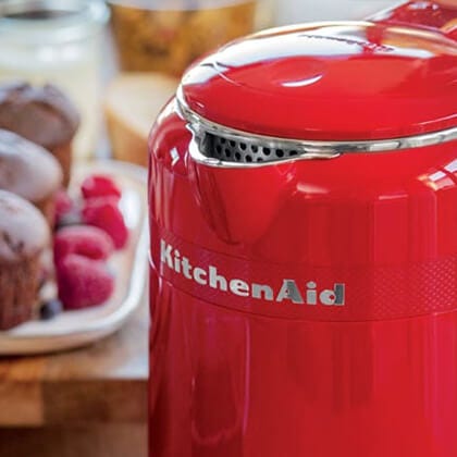 KitchenAid Queen Of Hearts Kettle Stainless Steel Interior